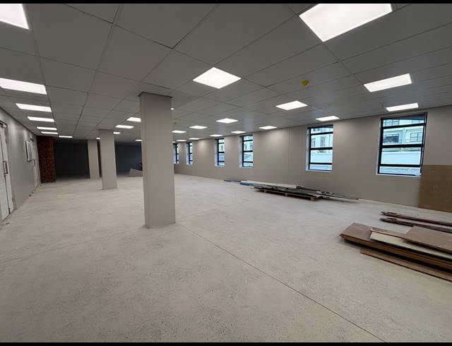 86M² MEDICAL SUITE TO LET IN PAARDEVLEI